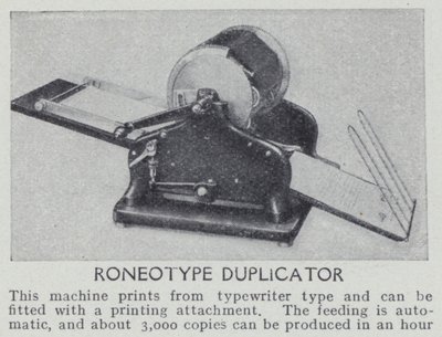 Roneotype duplikator (s/v foto) av English Photographer