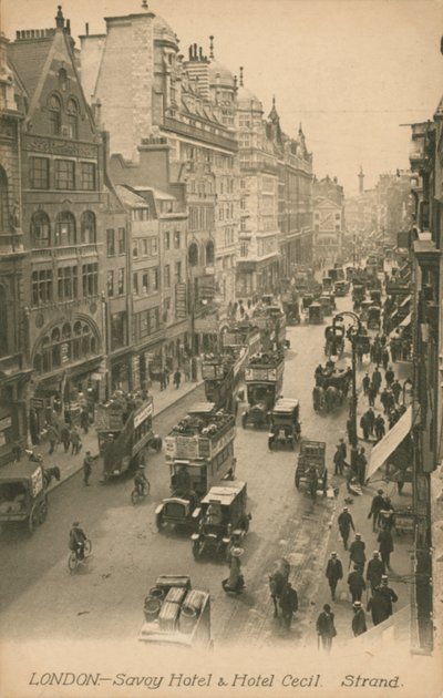 Savoy Hotel and Hotel Cecil, Strand, London av English Photographer