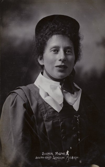 Syster Agnes, sydöstra Londonmissionen av English Photographer