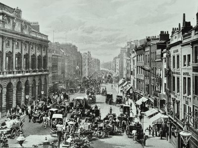 Somerset House, Strand, Westminster LB: tittar västerut från Saint Mary-le-Strand, 1895 av English Photographer