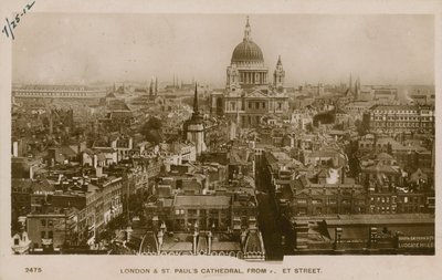 St Pauls Cathedral, London, från Fleet Street av English Photographer