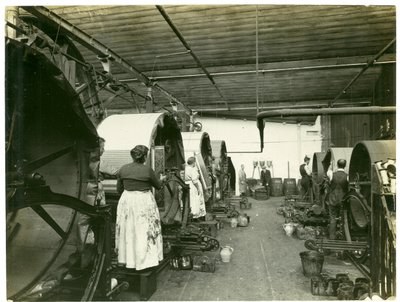 Tapettryck, Hughes fabrik nr 2, 1923 av English Photographer