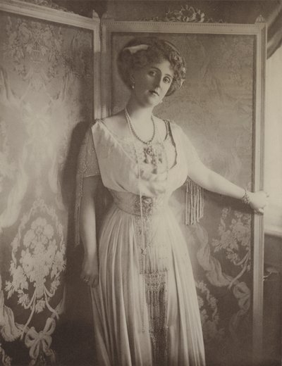 Baronessan von Eckardstein (svartvitt foto) av English Photographer
