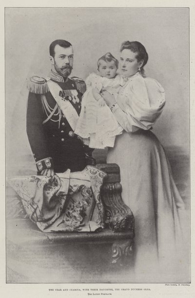 Tsaren och tsarinan, med sin dotter, storhertiginnan Olga av English Photographer