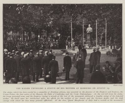 Kaiser avtäcker en staty av sin mor i Homburg den 19 augusti av English Photographer