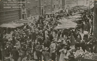 The Poultry Market, Petticoat Lane, söndag morgon av English Photographer