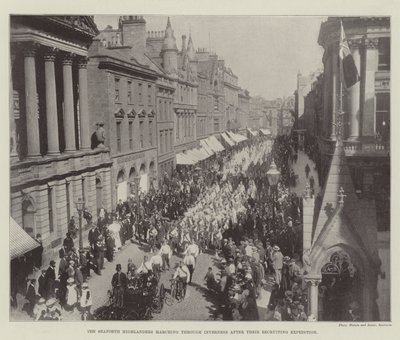 Seaforth Highlanders marscherar genom Inverness efter sin rekryteringsexpedition av English Photographer