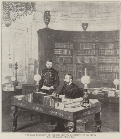 Den bortgångne presidenten, herr Carnot, undertecknar dokument i sin studie av English Photographer