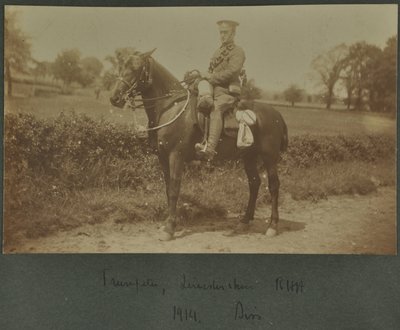 Trumpetare för Leicestershire Royal Horse Artillery vid ett träningsläger i Diss, 1914 av English Photographer