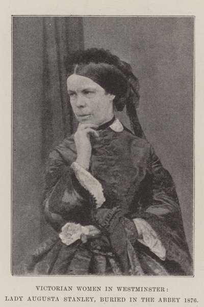 Viktorianska kvinnor i Westminster, Lady Augusta Stanley, begravd i klostret 1876 av English Photographer