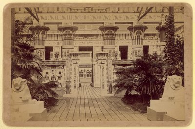 Utsikt mot den egyptiska domstolen, Crystal Palace av English Photographer