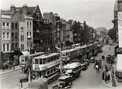 Whitechapel High Street, London, ca 1930 av English Photographer