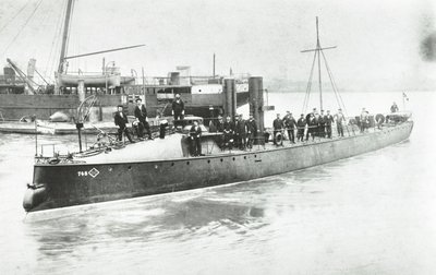 Yarrow and Company Shipbuilding Works, Isle of Dogs, torpedbåt nr. 80, London, 1887 av English Photographer