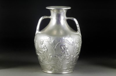 En viktoriansk silverkopia av Portland Vase, 1844 av English School