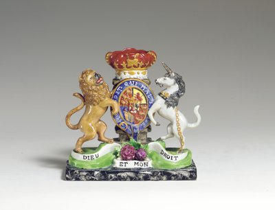 En Walton Armorial Spillvas som det brittiska kungliga vapenskölden, ca 1825 (pärlgods) av English School