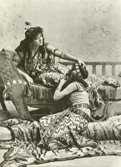 Bernhardt som Cleopatra (gravyr) av English School