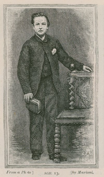 Henry Arthur Jones, dramatiker, 13 år av English School