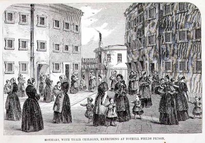 Mödrar med sina barn tränar i Tothill Fields Prison, från "The Criminal Prisons of London and Scenes of Prison Life" av Henry Mayhew (1812-87) och John Binny av English School