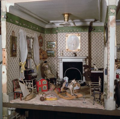 Barnkammare med leksaker från Miss Miles House, 1890 (blandade media) av English School