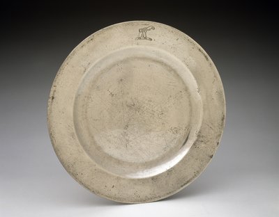 Tallrik, c. 1750 (tenn) av English School