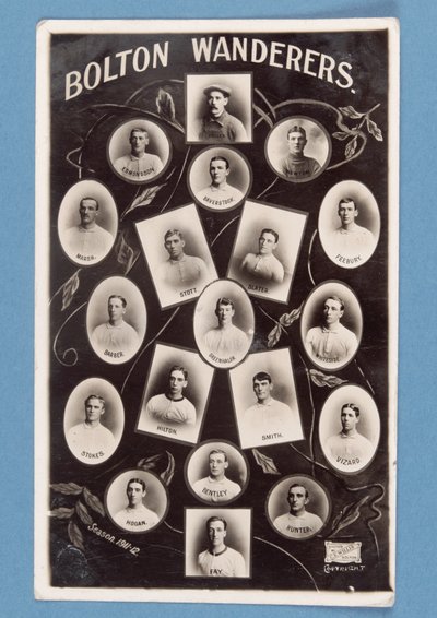 Vykort av Bolton Wanderers FC-spelare, säsongen 1911-12 (bw litho) av English School