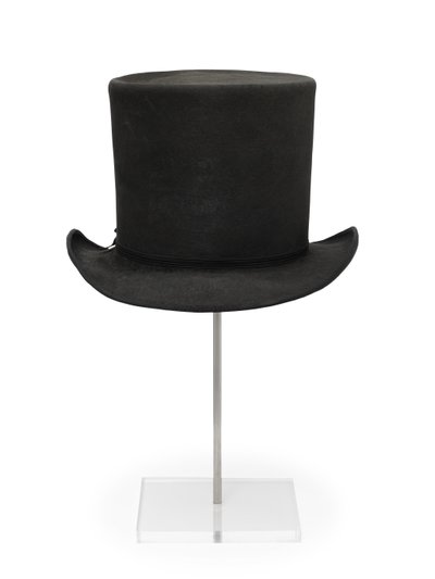 Sir Thomas Pictons hatt (silke) av English School
