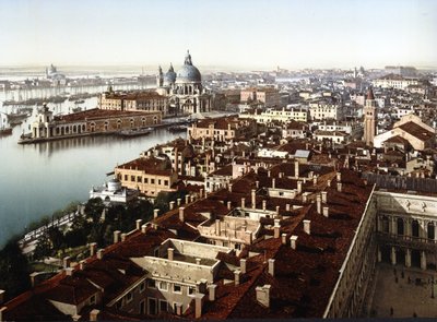 Veduta dal Campanile, Venedig (handfärgat foto) av English School