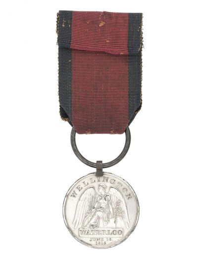 Waterloo Medal, en av två medaljer som tilldelas kirurgen William Jones av English School