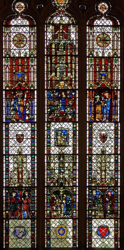 Fönster w31 som visar ett sammansatt fönster med St Edmund, St William, St George, Annunciation, Adoration of the Magi av English School