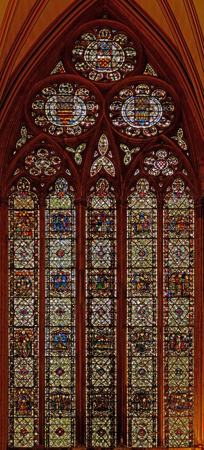 Fönster w61 som visar scener från St Thomas Beckets liv: även St Margaret, St Nicholas, St John Baptist och St Edmund av English School