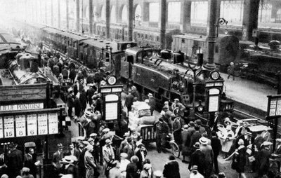 Tågets ankomst till North Station, Paris, 1931. av Ernest Flammarion