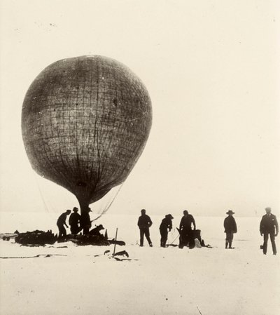 En vy av ballongen som fylls med vätgas på isen. Från album av Sir Ernest Henry Shackleton med titeln National Antarctic Expedition (1901-1903) av Ernest Henry Shackleton