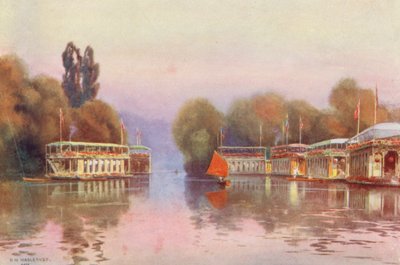 Floden Themsen: Husbåtar vid Henley (färglitografi) av Ernest William Haslehust
