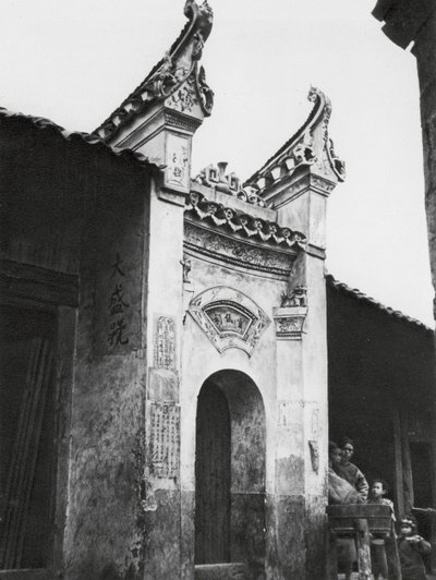 Hunan, ingång till hus (svartvitt foto) av Ernst Boerschmann