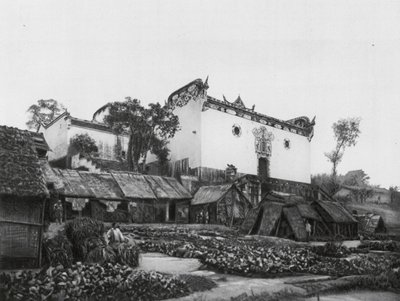 Wanhien, Huan hou kung, Szechuan, general Chang Feis minnestempel på Yangtzeflodens höga strand (svartvitt foto) av Ernst Boerschmann