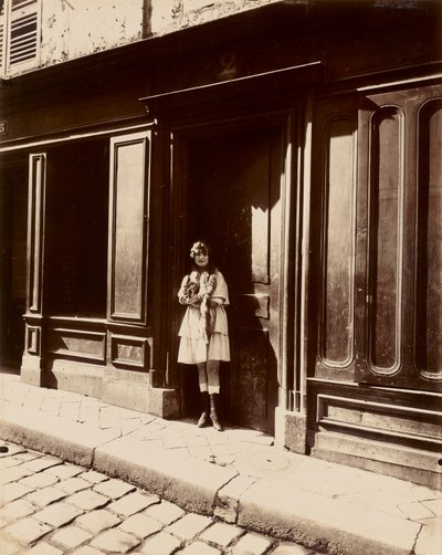 [Versailles, bordell, Petit Place, mars 1921 (bordell, Versailles, Petit Place, mars 1921)] av Eugène Atget