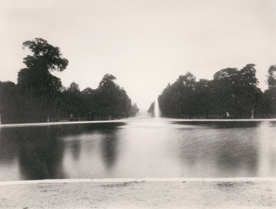 Tuileries trädgård av Eugène Atget