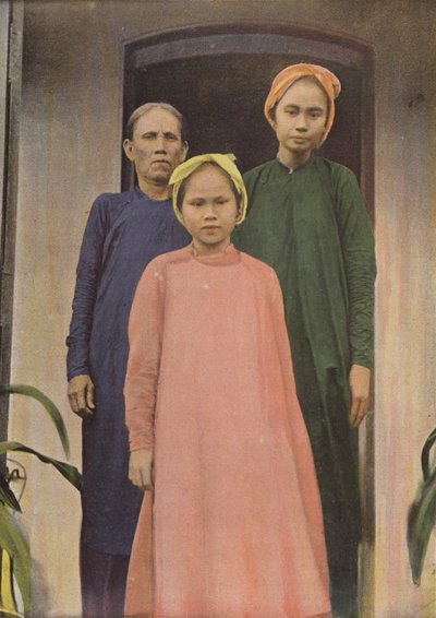 En styvmor och hennes svärdöttrar i Mytho av European Photographer