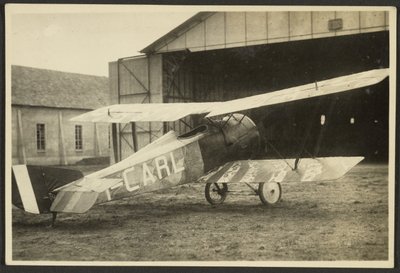 [Flygplan] av Fedele Azari