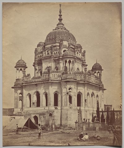 Saadat Alis grav i Kaiserbagh-palatset av Felice A. Beato