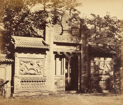 Exteriör av Tomb Depot, nära Pekin, oktober 1860 av Felice Beato