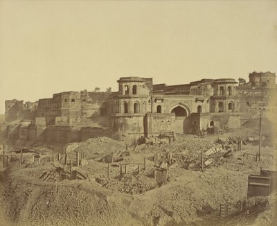 Macchi Bhawan av Felice Beato