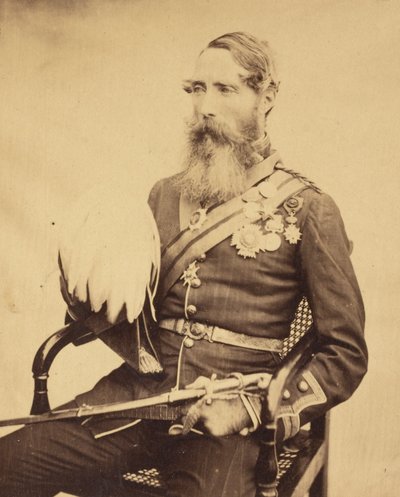 [Porträtt av brigadgeneral Sir Charles Van Straubenzee] av Felice Beato