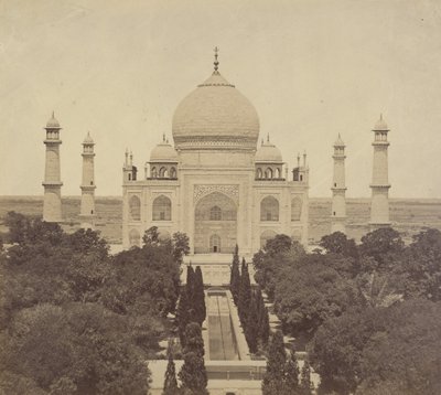 [Taj Mahal från ingångsportalen] av Felice Beato