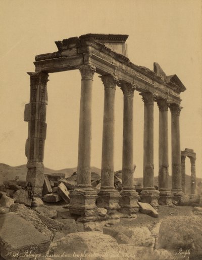 Kolonnaden och resterna av templet i Palmyra, Syrien av Félix Bonfils