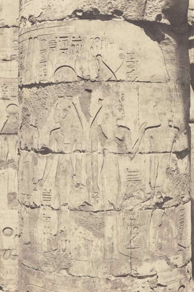Karnak (Thebe), palats--Hypostyle Hall--Central Columnade--Dekoration av en Fut,1853 (foto) av Félix Teynard