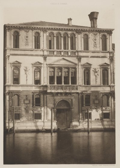 Contarini-palatset av Ferdinando Ongania