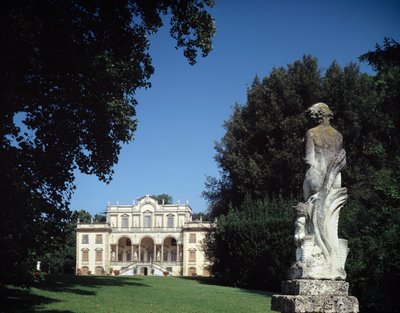 Utsikt över Villa Mansi av Filippo or Juvara Juvarra