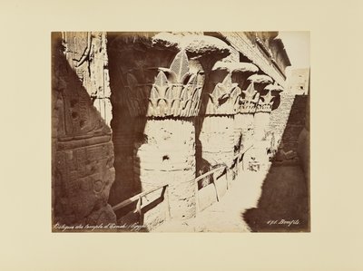 Portik till templet i Esneh (Egypten) av Félix Bonfils