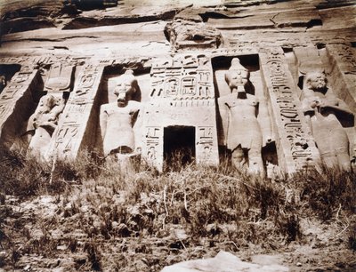 Abou-Semblil, Petit Speos, centrala delen av fasaden, ca 1853-54 av Félix Teynard